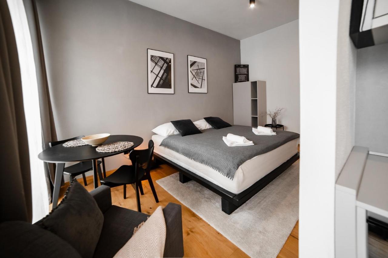 Piano Apartments - Licity Žilina Exteriör bild